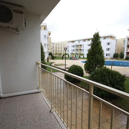 Arendoo In Fort Club Apartment *